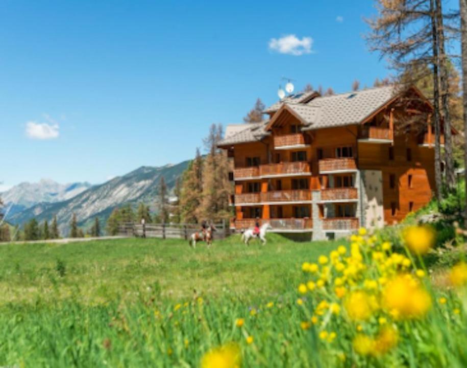 Residence L'Albane Vars  Buitenkant foto